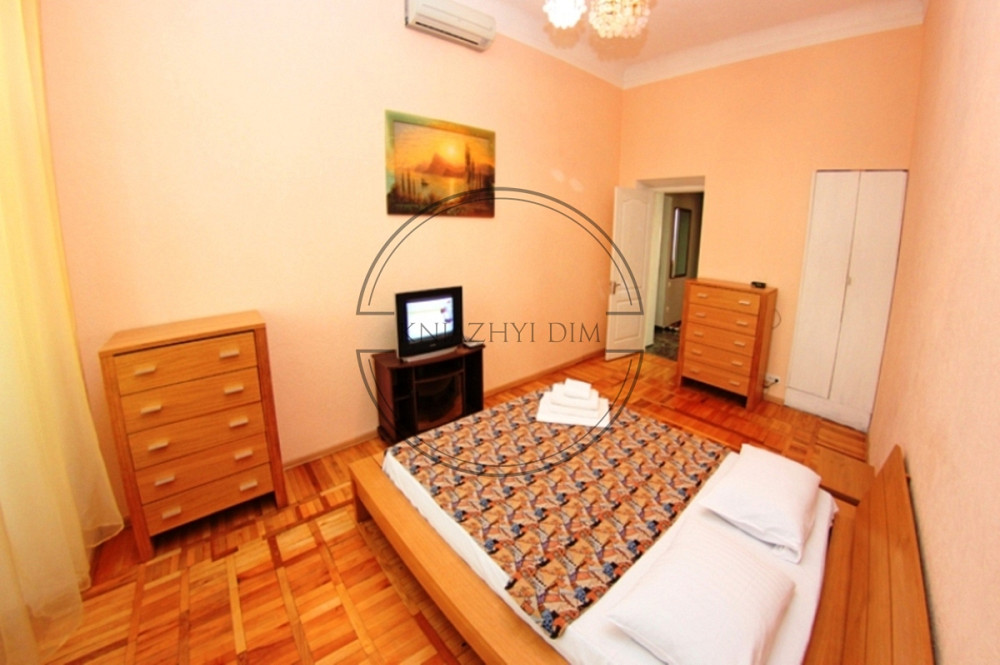 1 кімнатної квартири, м. Університет. Код об'єкта: Киев - изображение 2