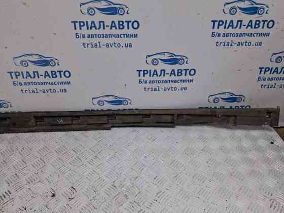 Накладка порога внешняя правая Mazda 3 BM 2.2 DIESEL 2013 (б/у) Киев