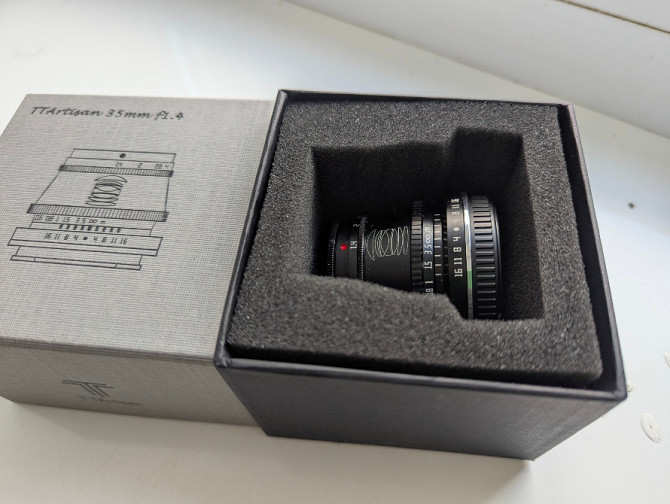 TTartisan 35mm f1.4 M-43 Київ - зображення 4