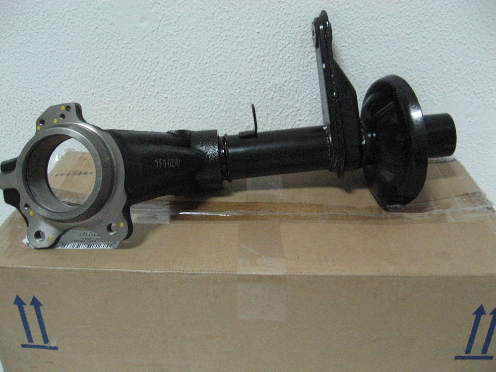 Кулак поворотный передний правый Nexia Днепр - изображение 1