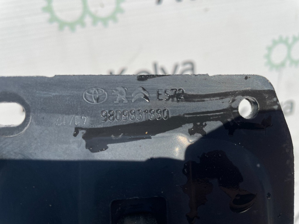 Ограничитель задней двери Opel Vivaro C 2019-2023 (9809831880) Ковель - зображення 2