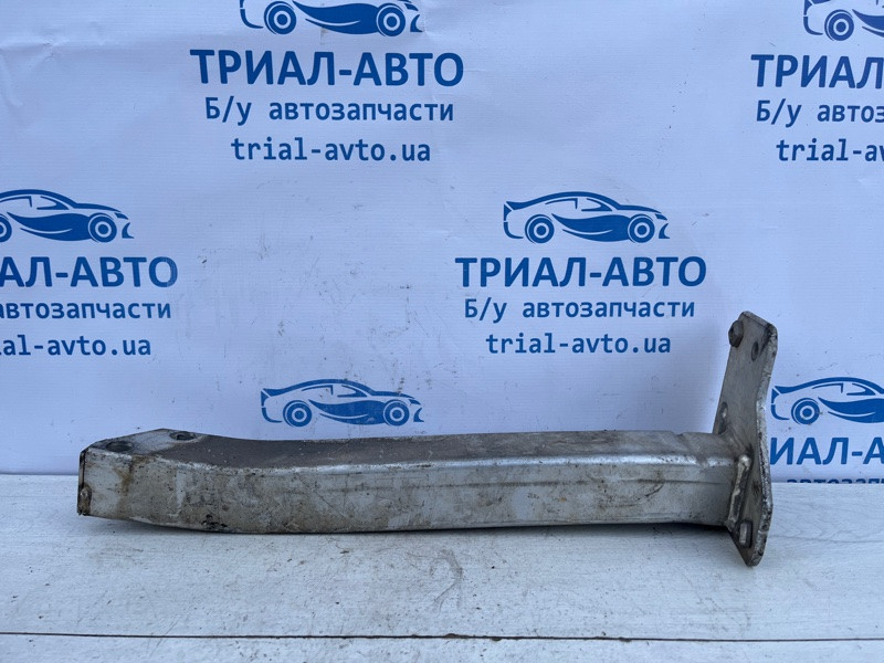 Кронштейн усилителя переднего бампера Jeep Cherokee KL 3.2 БЕНЗИН EHK 2013 лев. (б/у) Киев - изображение 1