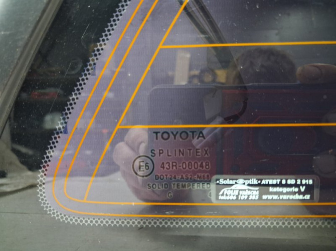Стекло в кузов заднее правое Toyota Avensis T25 1.8 БЕНЗИН 1ZZFE 2002 (б/у) Київ - зображення 4