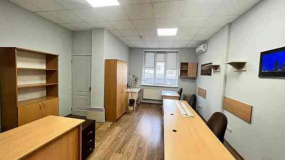 долгосрочная аренда офисное помещение Киев, Печерский, 2100 $/мес. Киев