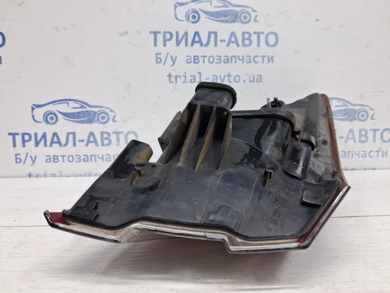 Фонарь задний внешний правый Renault Megane 3 1.5 DIESEL K9K 2008 (б/у) Киев - изображение 7