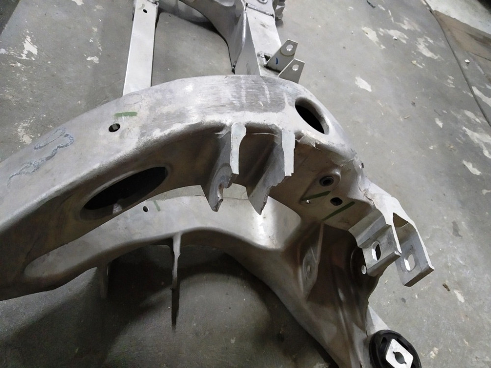 Подрамник задний (с повреждением) Tesla model X 6007012-00-L Киев - изображение 6