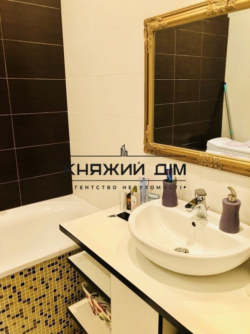 Продажа квартиры Киев, Днепровский р-н, Красногвардейская ул./Гната Хоткевича код 21105217 Київ - зображення 1