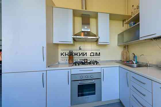 ОРЕНДА простора 3к кв в центрі міста вул.Прорізна код 11203348 Київ
