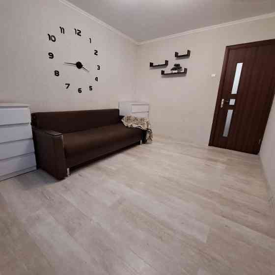 Продам 2 комнатную квартиру Левый берег, Калиновая Дніпро