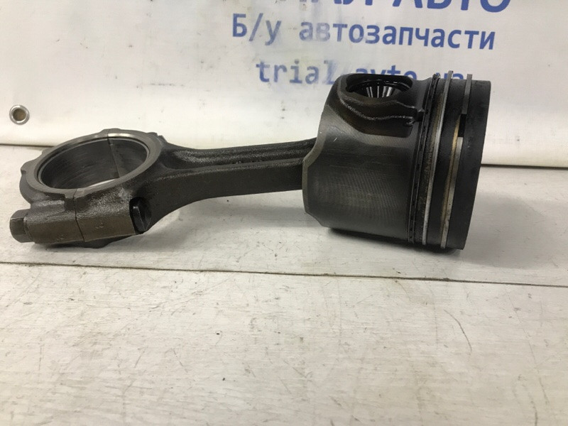 Поршень с шатуном Kia Sorento BL 2.5 DIESEL D4CB 2002 (б/у) Киев - изображение 1