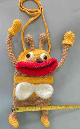 Сумочка чохол для смартфона бджілка дитяча ручна робота Нововолынск