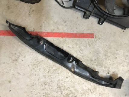 Бу пыльник крыла левого Mercedes Benz W168 , A1686870107 , 1686870107 Кропивницький - зображення 2