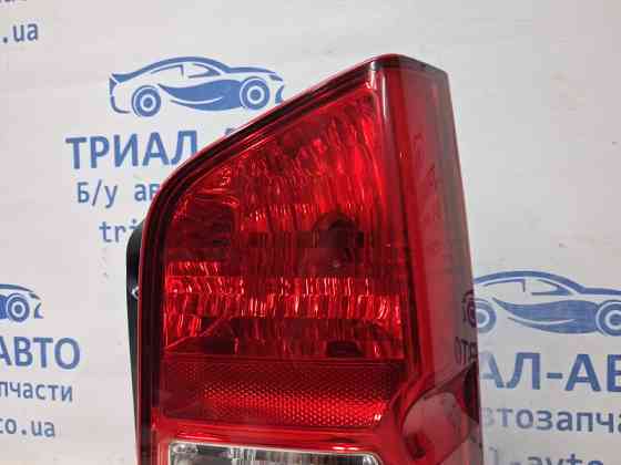 Фонарь задний внешний правый Nissan Pathfinder R51 2.5 DIESEL YD25DDTI 2004 (б/у) Київ