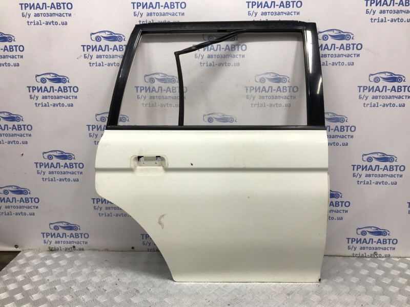 Дверь задняя правая Mitsubishi Pajero Sport K9 2.5 DIESEL 4D56 1996 (б/у) Киев - изображение 1