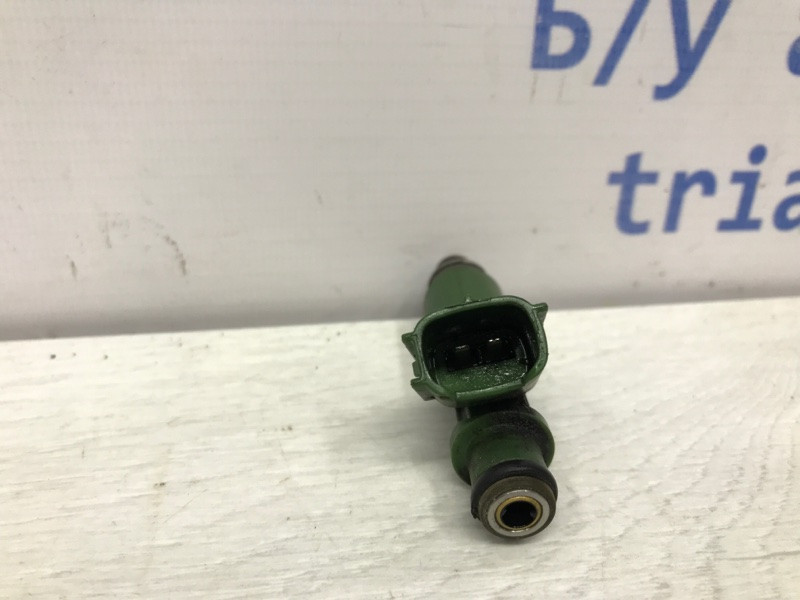 Форсунка топливная Toyota Avensis T25 1.8 БЕНЗИН 1ZZFE 2002 (б/у) Київ - зображення 2