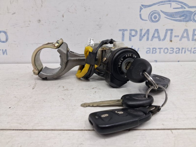 Замок зажигания Hyundai Tucson JM 2.0 DIESEL D4EA 2004 (б/у) Киев - изображение 2