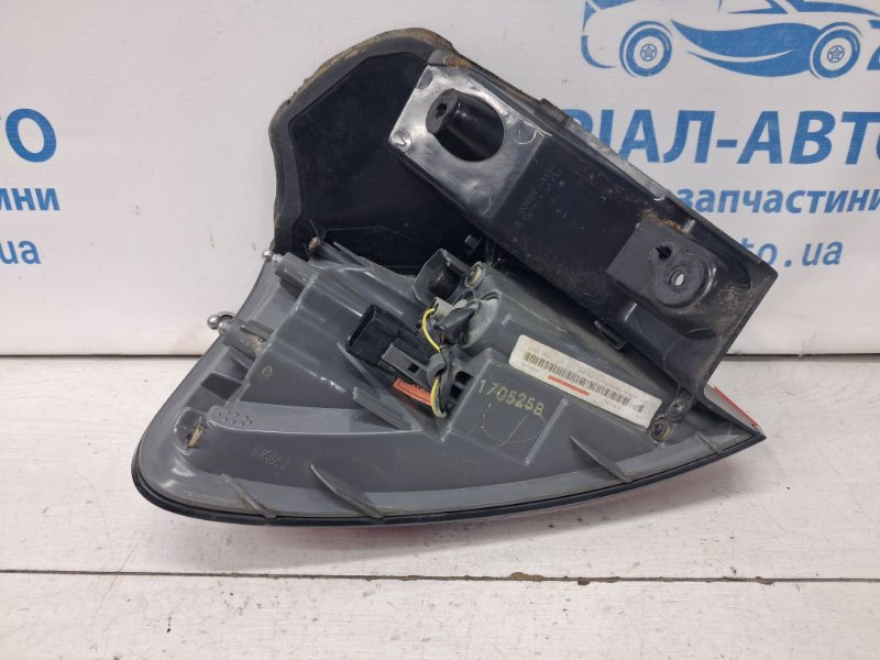 Фонарь задний внешний правый Jeep Cherokee KL 3.2 БЕНЗИН EHK 2013 (б/у) Київ - зображення 4