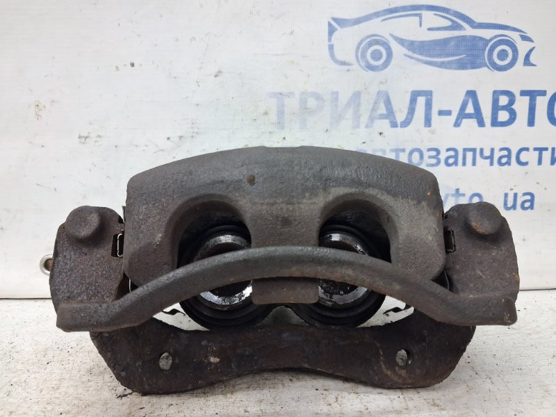 Суппорт передний правый Kia Sorento BL 2.5 DIESEL D4CB 2002 (б/у) Киев - изображение 2