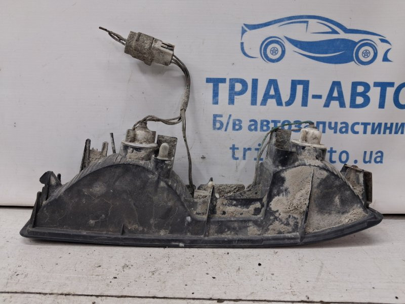 Катафот правый Mitsubishi Pajero Wagon 3 3.2 ДИЗЕЛЬ 4M41 1999 (б/у) Київ - зображення 4