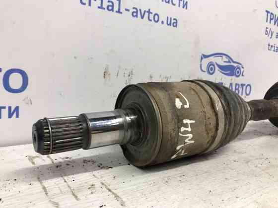 Привод передний левый Mitsubishi Pajero Wagon 4 3.2 ДИЗЕЛЬ 4M41 2006 (б/у) Киев