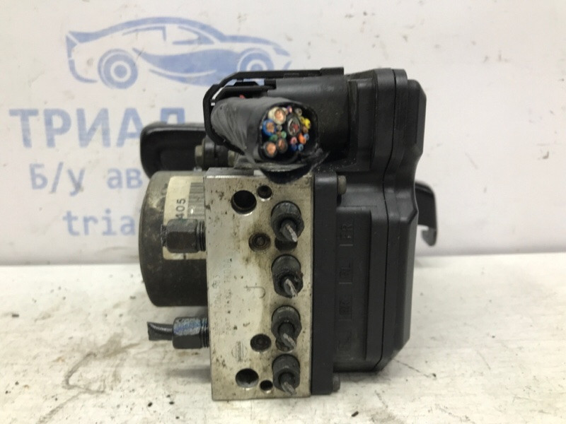Блок abs Nissan Juke F15 1.6 TURBO MR16DDT 2010 (б/у) Киев - изображение 1
