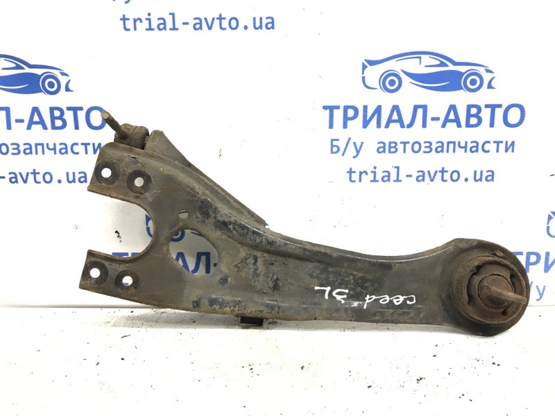 Рычаг задней подвески продольный правый Kia Ceed ED 1.6 DIESEL D4FB 2006 (б/у) Київ - зображення 1