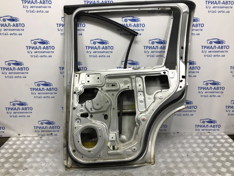 Дверь задняя правая Nissan Pathfinder R51 2.5 DIESEL YD25DDTI 2004 (б/у) Київ - зображення 9