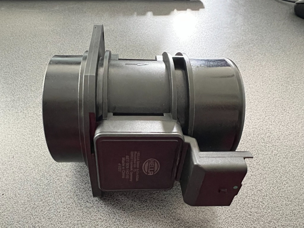 Расходомер воздуха Opel Vivaro 1.9 dci 2001-2006 (8ET00914200) Ковель - изображение 1