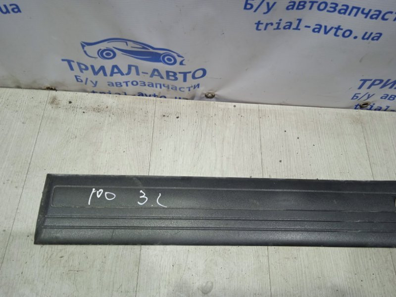 Накладка двери Toyota Land Cruiser J100 1998 задн. лев. (б/у) Київ - зображення 3