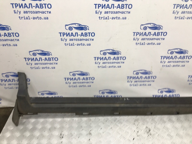 Накладка порога внешняя правая Ford Kuga CBS 2.0 DIESEL 2011 (б/у) Київ - зображення 2