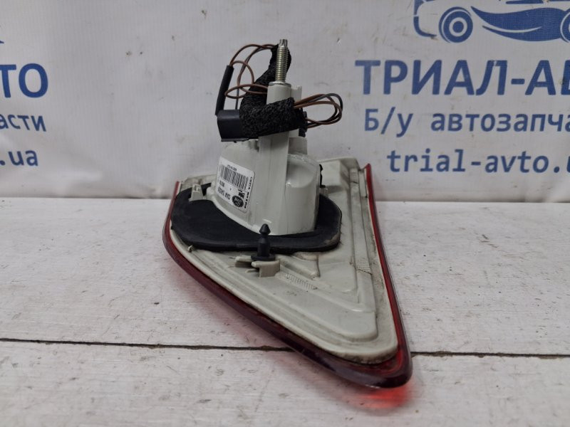 Фонарь задний внутренний правый Ford Kuga 2011-2019 1938131 (Арт. 79248) Київ - зображення 4