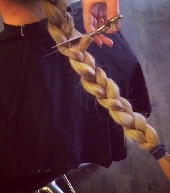 Куплю волосся за високою ціною в Одесі Додатковий бонус - професійна стрижка у ПОДАРУНОК 0633013356 Одесса - изображение 1