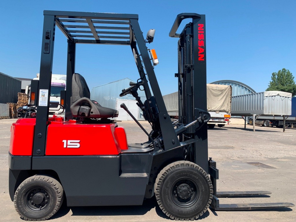 Вилочний газ-бензиновий автонавантажувач Nissan з двома додатковими секцiями Одесса - изображение 2