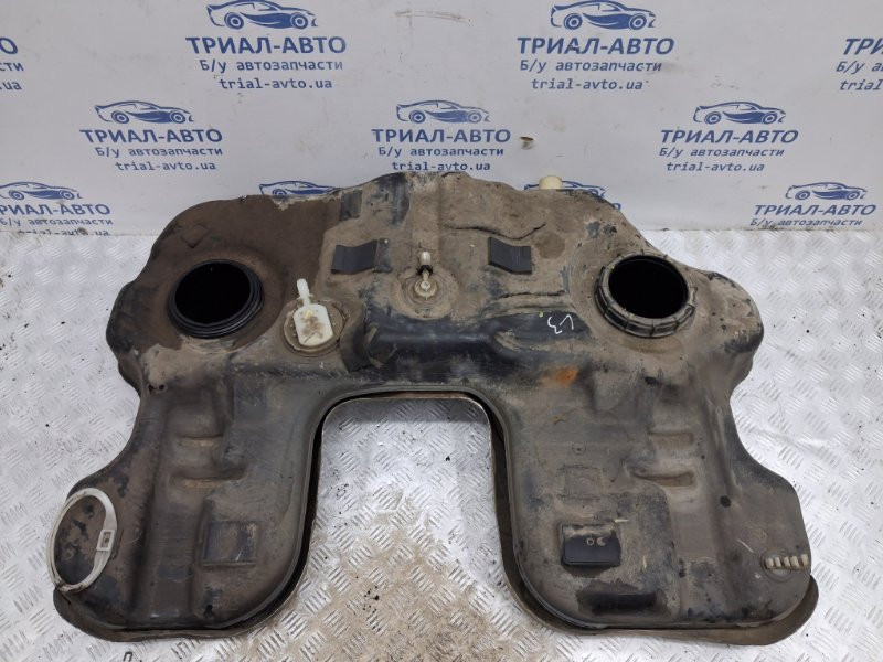 Бак топливный пластик SsangYong Korando C200 2.0 DIESEL D20DT 2010 (б/у) Київ - зображення 2