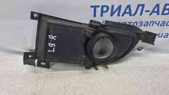 Решетка противотуманки правая Mitsubishi Lancer 9 1.6 БЕНЗИН 4G18 2003 (б/у) Киев
