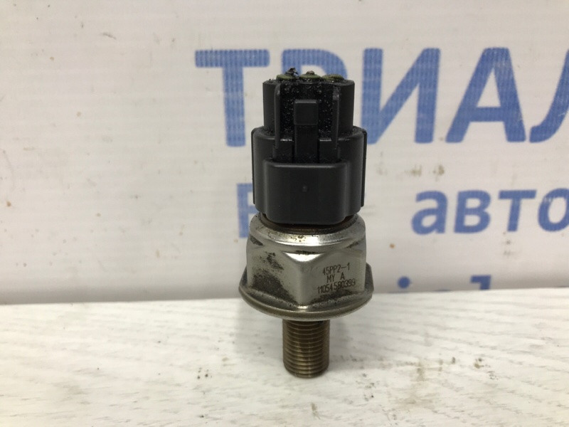 Датчик давления топлива в рейке Nissan Juke F15 1.6 TURBO MR16DDT 2010 (б/у) Київ - зображення 1