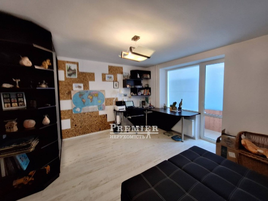 У продажу простора трикімнатна квартира Черноморск - изображение 3