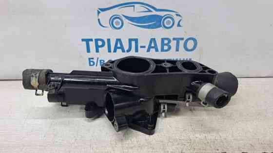 Корпус термостата Kia Sorento XM 2.4 БЕНЗИН G4KJ 2009 (б/у) Київ