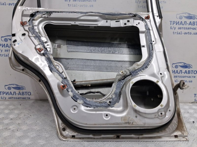 Дверь задняя левая Hyundai Tucson JM 2.0 DIESEL D4EA 2004 (б/у) Київ - зображення 10