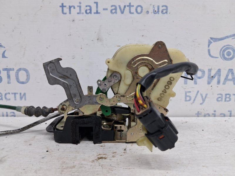Замок двери передний левый Kia Sorento BL 2.5 DIESEL D4CB 2002 (б/у) Киев - изображение 2