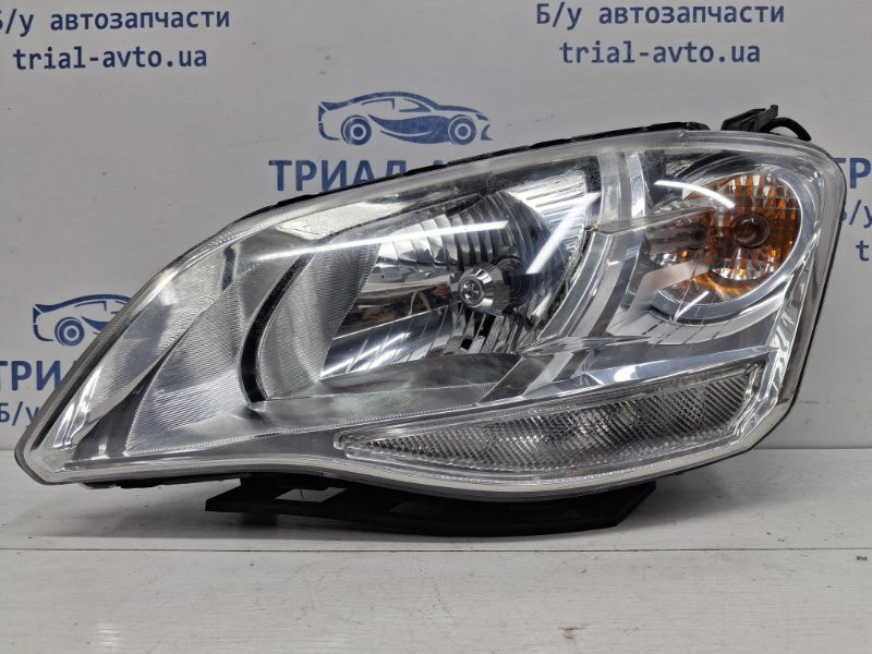 Фара левая галоген SsangYong Korando C200 2.0 DIESEL D20DT 2010 (б/у) Київ - зображення 1