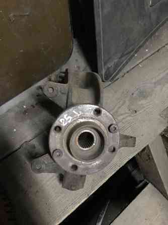 Бу поворотный кулак с ступицей левый 25 шлицов Renault 8200297028 Megane Scenic 2 Кропивницький