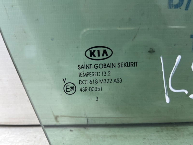 Стекло двери задней правой (форточка) Kia Sportage SL 1.7 DIESEL D4FD 2010 (б/у) Київ - зображення 3