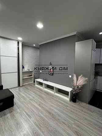 Продаж 1кімнатної квартири студії метро “Звіринецька” – 8 хвилин пішки код № 21147315 Киев