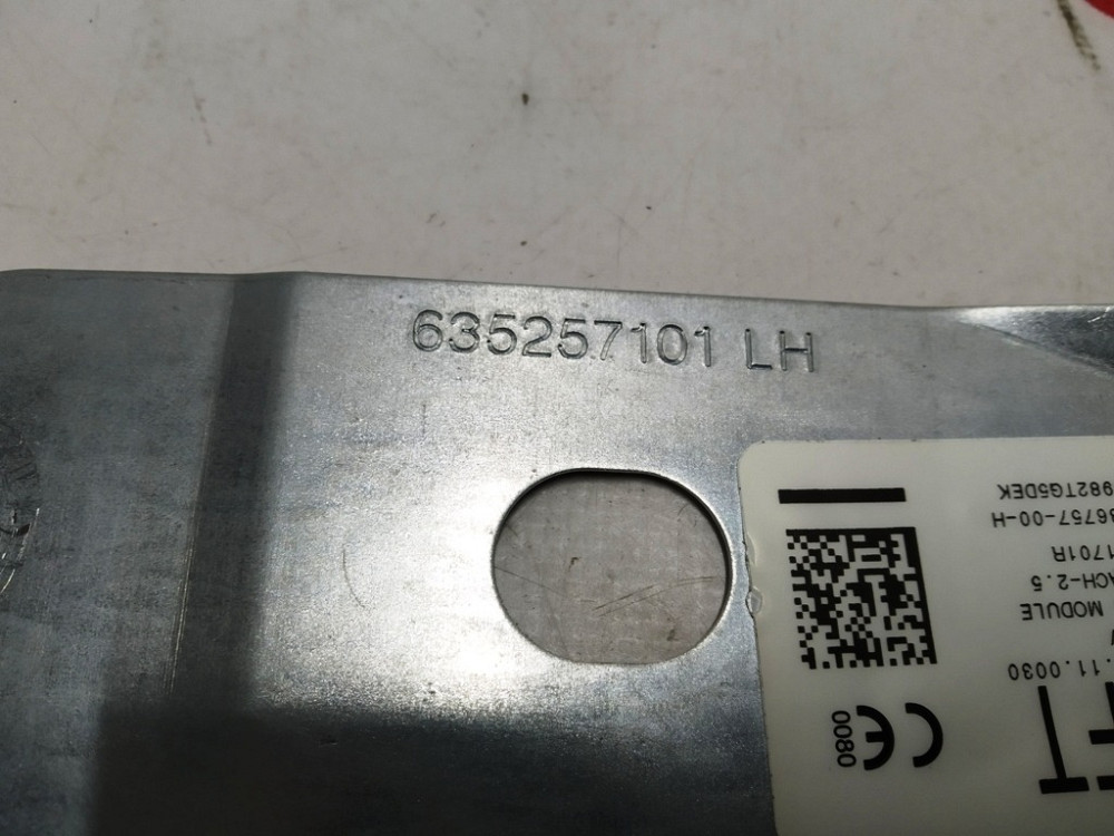 Пластина-крепление подушки безопасности задней (шторки) второй ряд, левой Tesla model X 1036757-00-H Київ - зображення 3