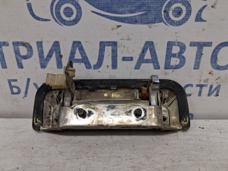 Ручка двери внешняя задняя левая Mitsubishi Pajero Sport K9 2.5 DIESEL 4D56 1996 (б/у) Киев - изображение 3