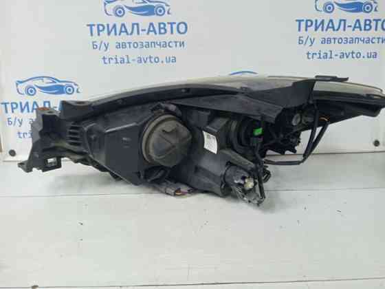 Фара правая галоген Рестайлинг Mazda CX 5 KE 2.2 DIESEL 2011 (б/у) Киев