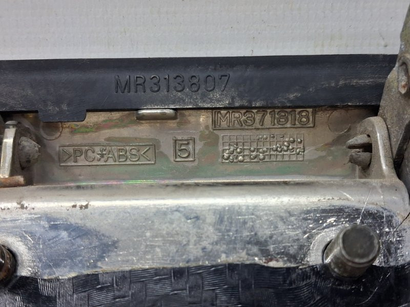 Ручка двери внешняя передняя правая Mitsubishi Pajero Sport 1996-2008 MR371042 (Арт. 64956) Киев - изображение 3