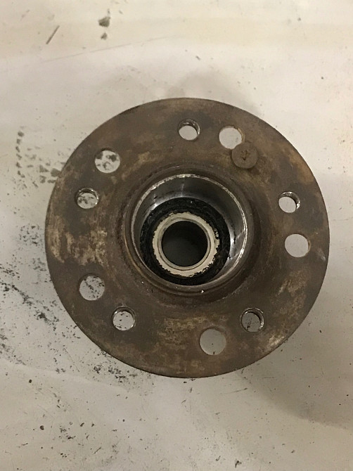 Бу ступица задняя Mercedes W168, A1683500335 Кропивницкий - изображение 2