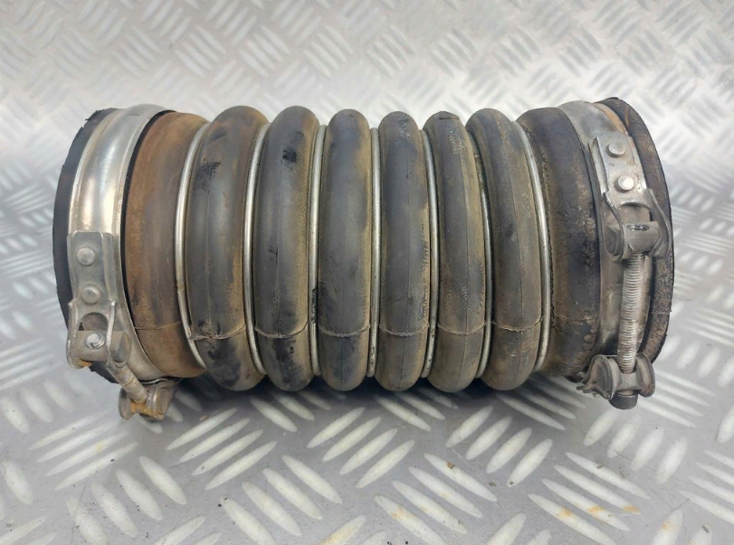 1813208 Патрубок интеркулера левый DAF XF 106 Euro 6 Львов - изображение 2